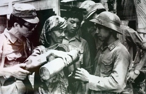 Laos praises Vietnamese volunteer soldiers - ảnh 1